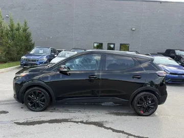 2023 Chevrolet Bolt EUV - image 4