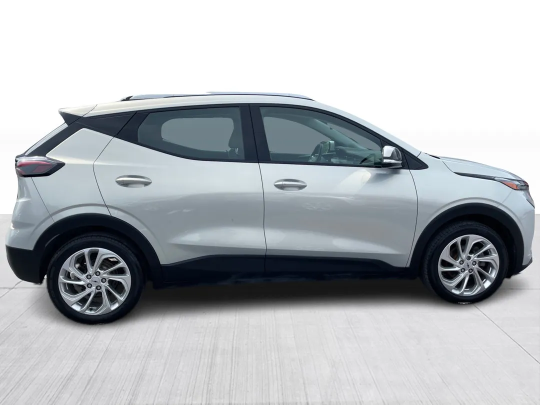 2023 Chevrolet Bolt EUV for sale - photo 2