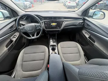 2023 Chevrolet Bolt EUV - image 9