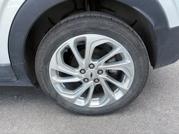 2023 Chevrolet Bolt EUV - image 7
