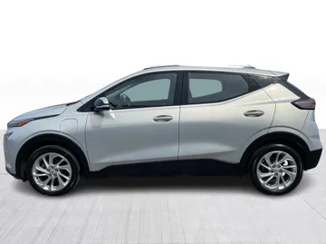 2023 Chevrolet Bolt EUV - image 10