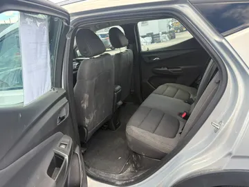 2023 Chevrolet Bolt EUV - image 10