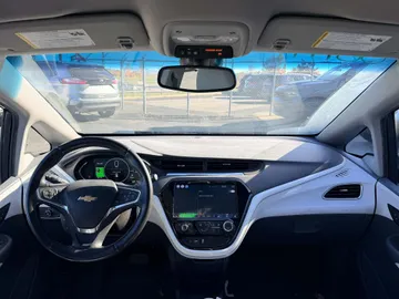2020 Chevrolet Bolt EV - image 9