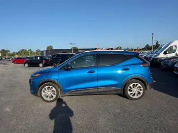 2023 Chevrolet Bolt EUV - image 6