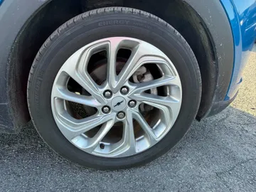 2023 Chevrolet Bolt EUV - image 7