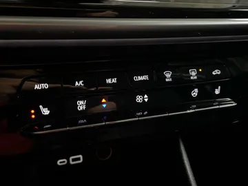 2023 Chevrolet Bolt EUV - image 23