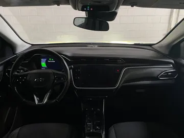 2023 Chevrolet Bolt EUV - image 4