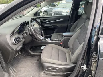2023 Chevrolet Bolt EUV - image 7