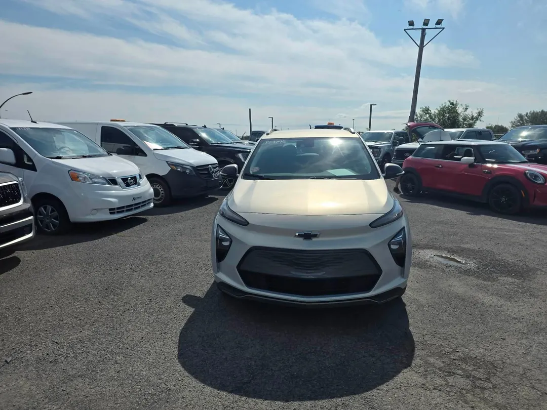 2023 Chevrolet Bolt EUV — photo 2