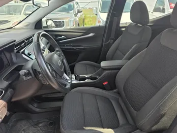 2023 Chevrolet Bolt EUV - image 8