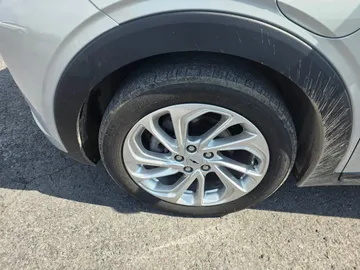 2023 Chevrolet Bolt EUV - image 7