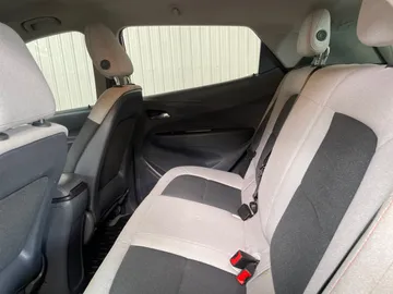 2019 Chevrolet Bolt EV - image 14