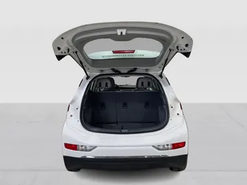2021 Chevrolet Bolt EV - image 12