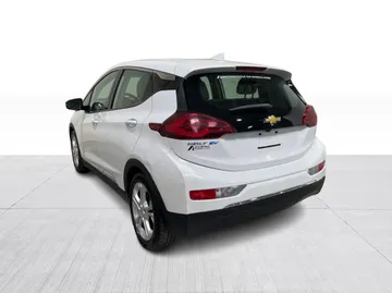 2021 Chevrolet Bolt EV - image 10