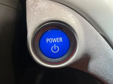 2021 Chevrolet Bolt EV - image 21