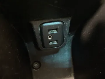 2021 Chevrolet Bolt EV - image 23