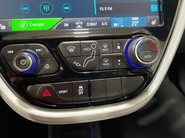 2021 Chevrolet Bolt EV - image 18