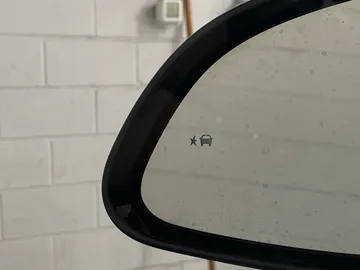2023 Chevrolet Bolt EUV - image 20