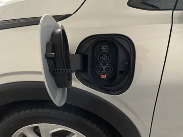 2023 Chevrolet Bolt EUV - image 21