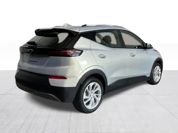 2023 Chevrolet Bolt EUV - image 14