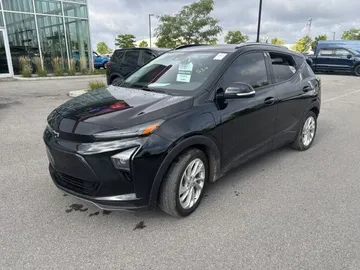 2023 Chevrolet Bolt EUV - image 3