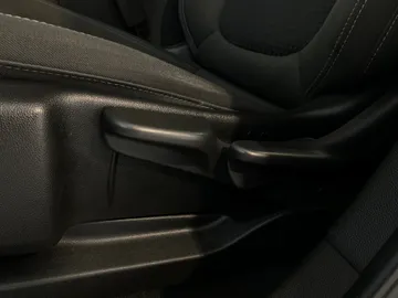2023 Chevrolet Bolt EUV - image 15