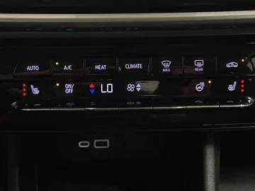 2023 Chevrolet Bolt EUV - image 25