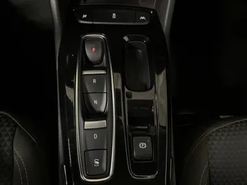 2023 Chevrolet Bolt EUV - image 27