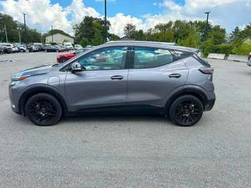 2023 Chevrolet Bolt EUV - image 6