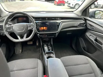 2023 Chevrolet Bolt EUV - image 9