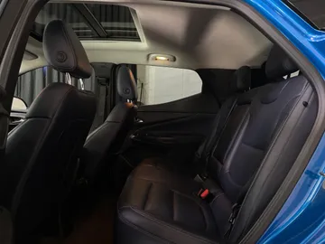 2022 Chevrolet Bolt EUV - image 16