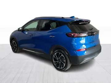 2022 Chevrolet Bolt EUV - image 12