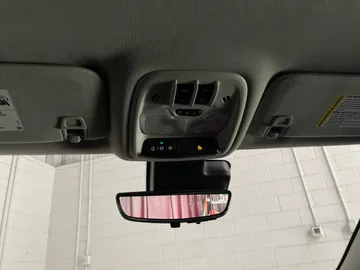 2022 Chevrolet Bolt EUV - image 17