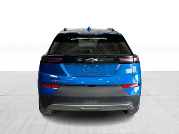 2022 Chevrolet Bolt EUV - image 13