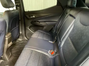 2022 Chevrolet Bolt EUV - image 16