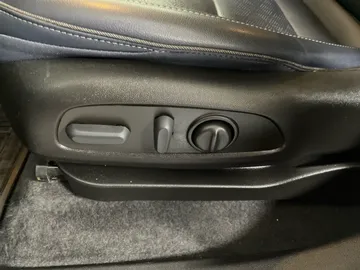 2022 Chevrolet Bolt EUV - image 21