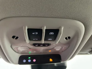 2022 Chevrolet Bolt EUV - image 17