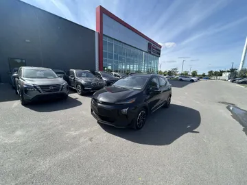 2022 Chevrolet Bolt EUV - image 2