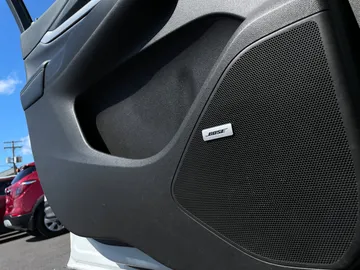 2022 Chevrolet Bolt EUV - image 25
