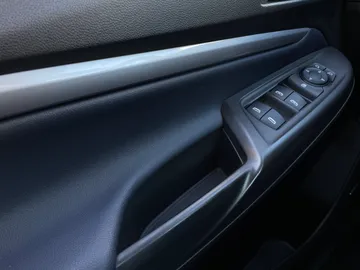 2022 Chevrolet Bolt EUV - image 26