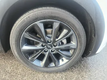 2022 Chevrolet Bolt EUV - image 8