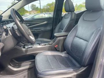 2023 Chevrolet Bolt EUV - image 8