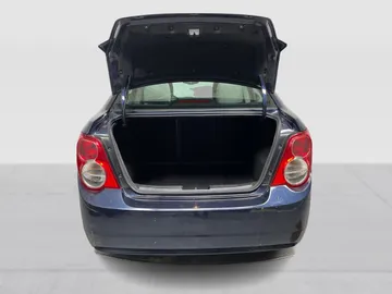 2015 Chevrolet Sonic - image 11