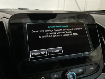 2018 Chevrolet Volt - image 25