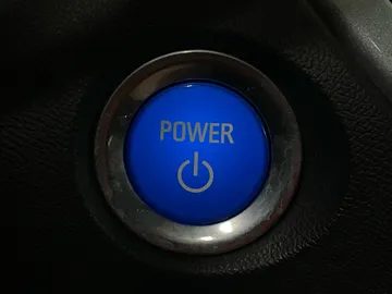 2018 Chevrolet Volt - image 23