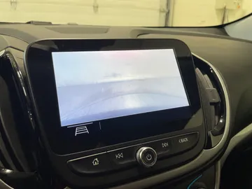 2019 Chevrolet Volt - image 18