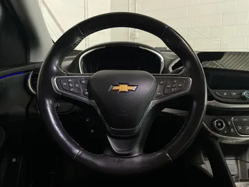 2019 Chevrolet Volt - image 18