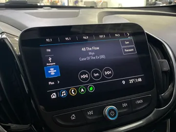 2019 Chevrolet Volt - image 32