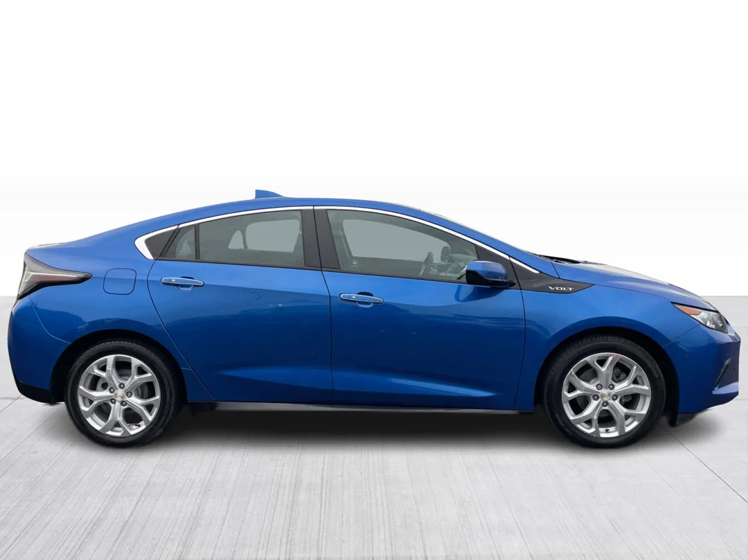 2018 Chevrolet Volt for sale - photo 2