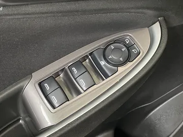 2024 Chevrolet Malibu - image 22